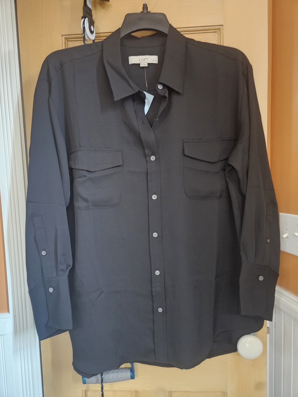 LOFT Women’s Black Button-Down Blouse